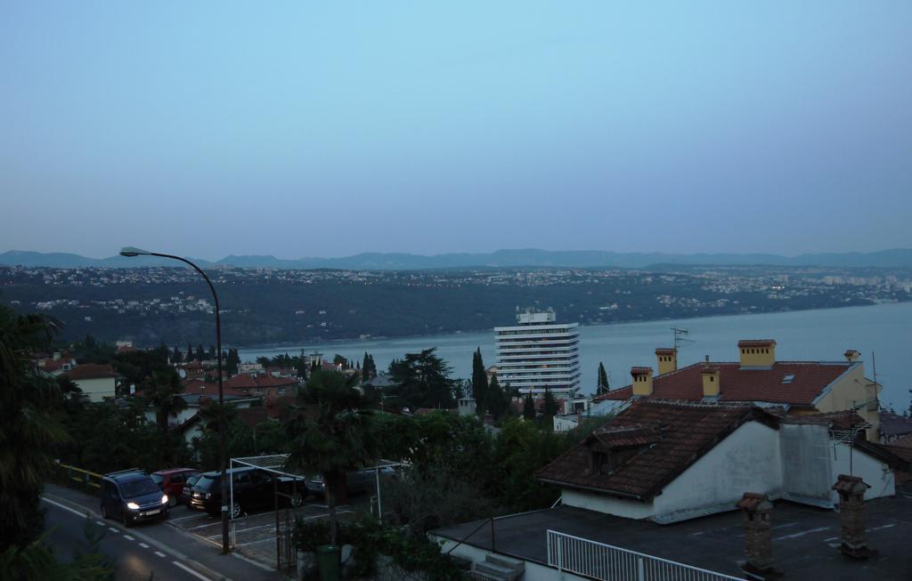 Holiday House Sara Opatija Exterior photo